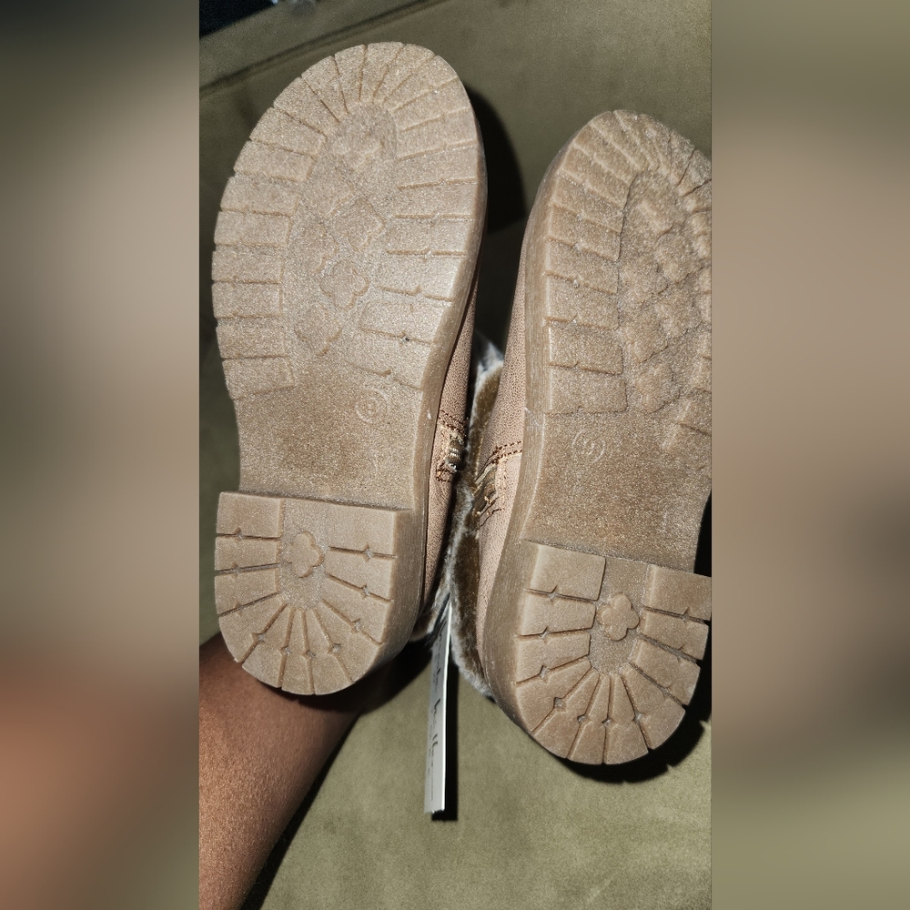 NICOLE MILLER CHILDRENS BOOTS!! - Picture 4 of 4